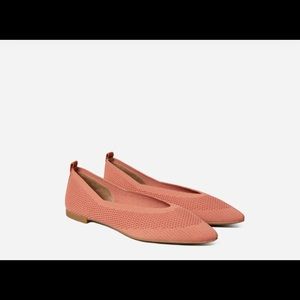 Everlane 40-Hour Flat